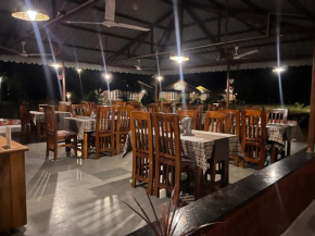WOW STAYZ2 Pachmarhi Foothill Cottages